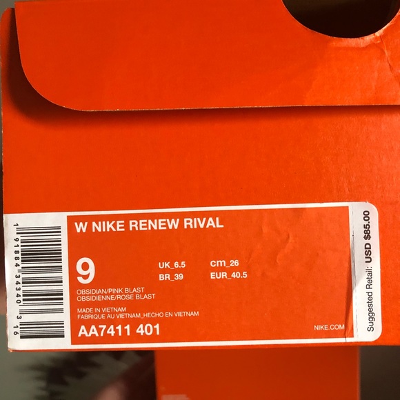 WOMEN’S NIKE RENEW RIVAL RUNNING SHOES - Picture 8 of 8